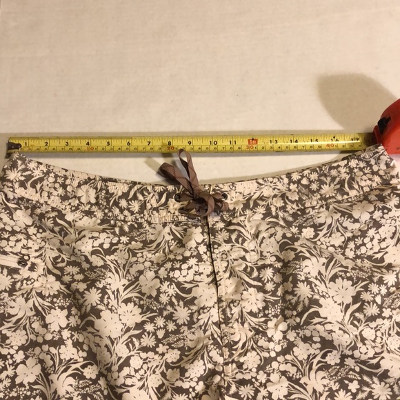 Patagonia Mens Swim/Board Shorts Size 38 - Picture 9 of 9